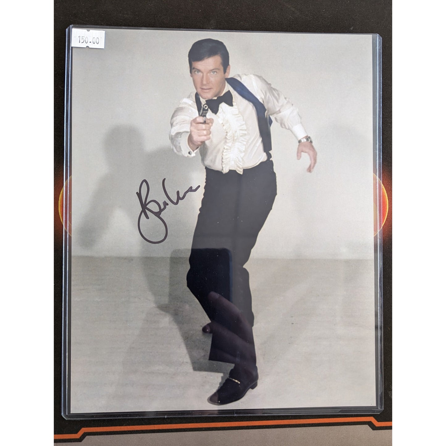 Signed: Roger Moore Signed James Bond 007 10x8 Photo
